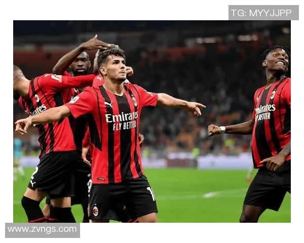 意甲球队AC米兰引进世界级前锋,球迷期待新赛季表现优异 意甲球队AC米兰引进世界级前锋,球迷期待新赛季表现优异