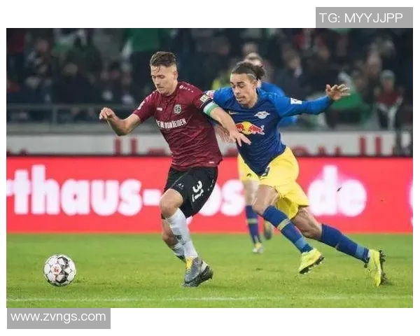 沙尔克04客场大胜云达不来梅，士气大振喜迎胜利！